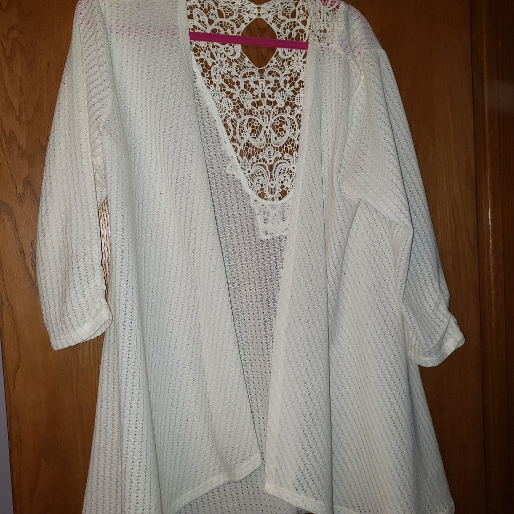 Maurices women's lace and cotton cardigan, cream colored size XXL
